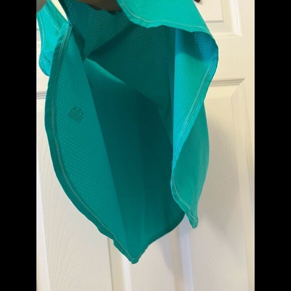 VS Sport Workout Tank Top - Picture 5 of 7